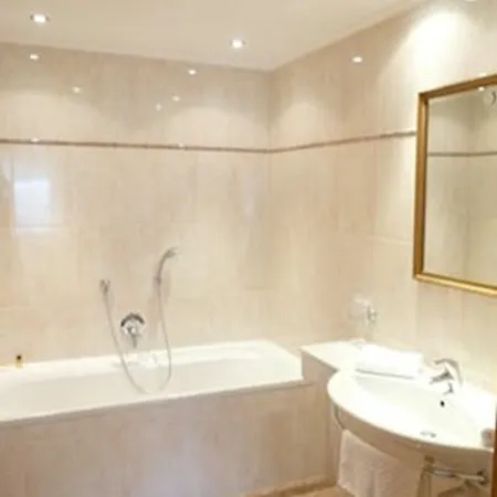 מלון Bruecke מאיירהופן