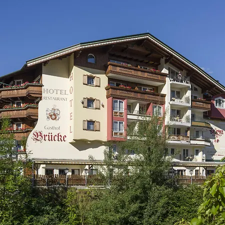 Brücke Hotel 4*