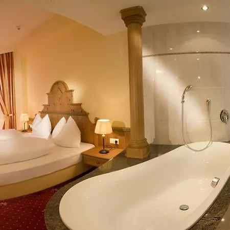Hotel Bruecke 4*