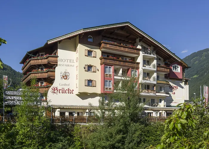 Brücke Hotel 4*