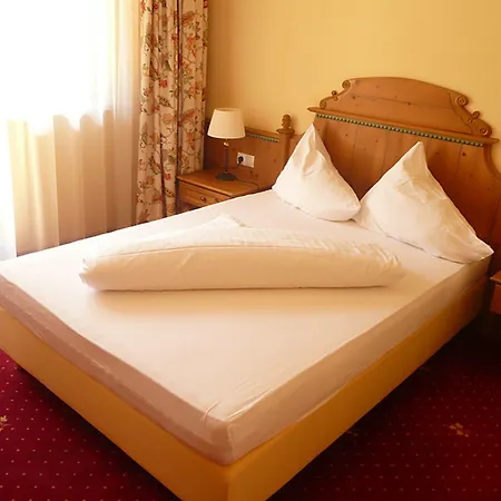 Hotel Brücke 4*